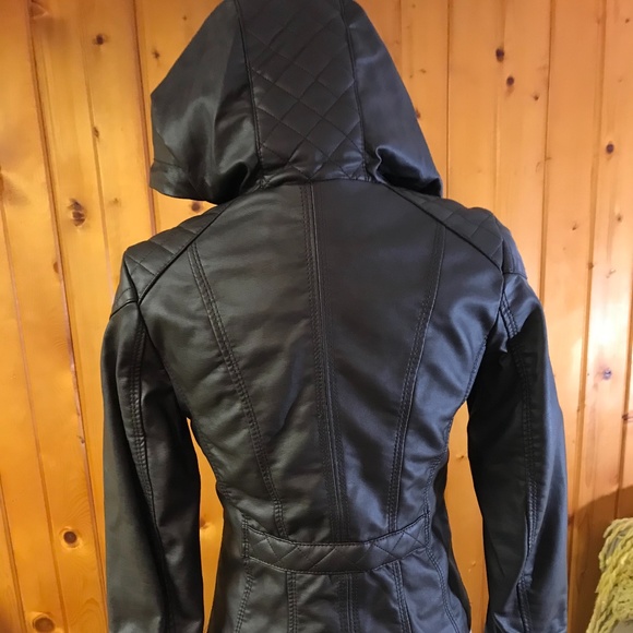 Gi Sono by Cavalini faux leather hooded jacket - Picture 5 of 7